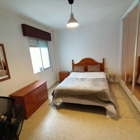 Apartamento Cerca De La Caleta Cádis Exterior foto