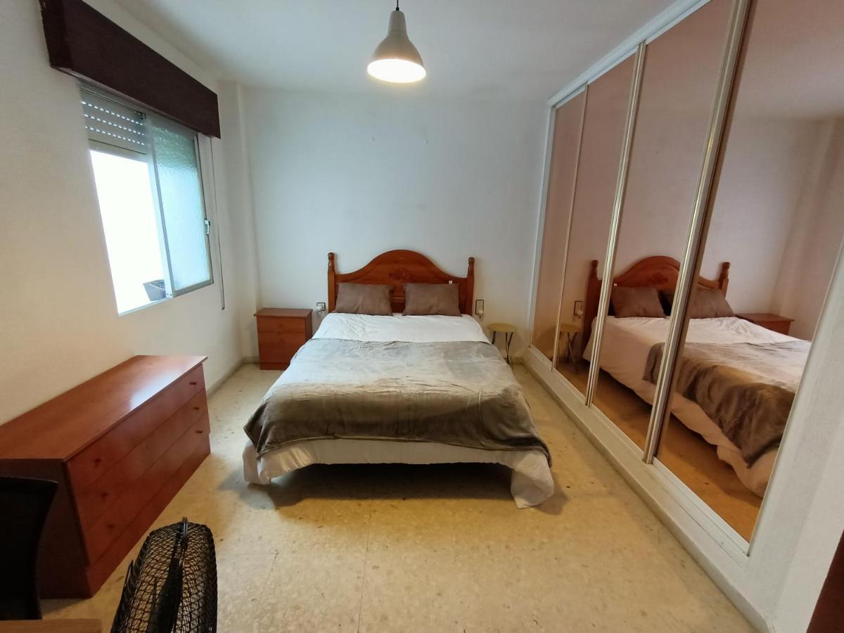Apartamento Cerca De La Caleta Cádis Exterior foto